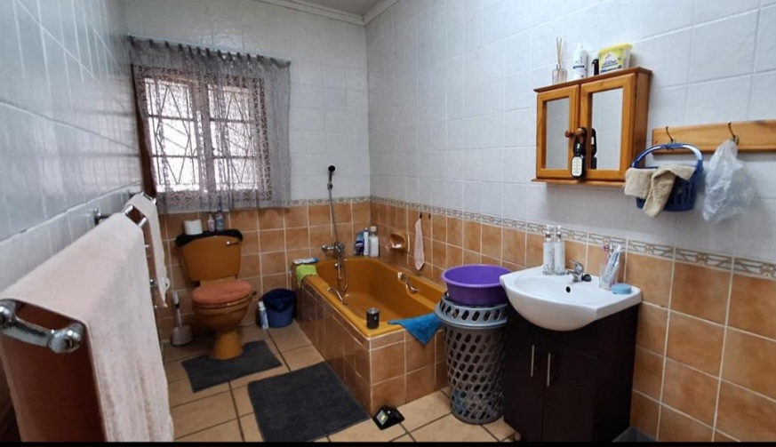 4 Bedroom Property for Sale in Swartruggens North West